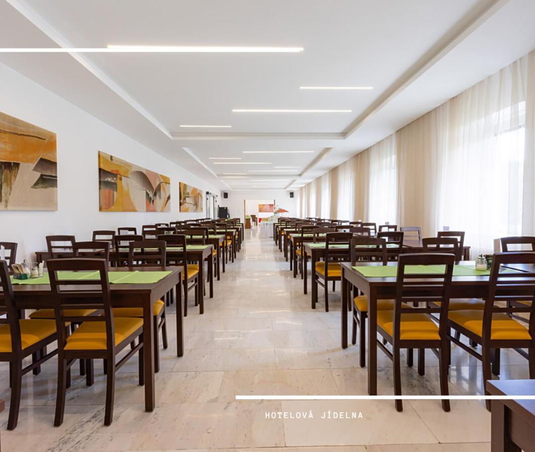 Hotel Kamzik *** Mala Moravka Ngoại thất bức ảnh